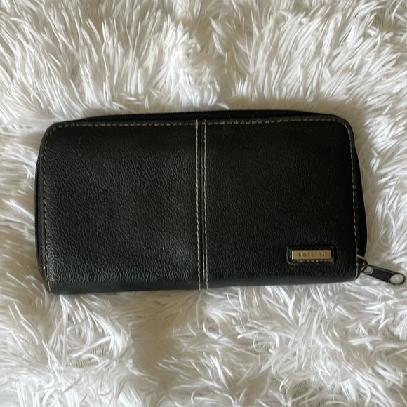 Rosetti Black Wallet - Picture 1 of 4